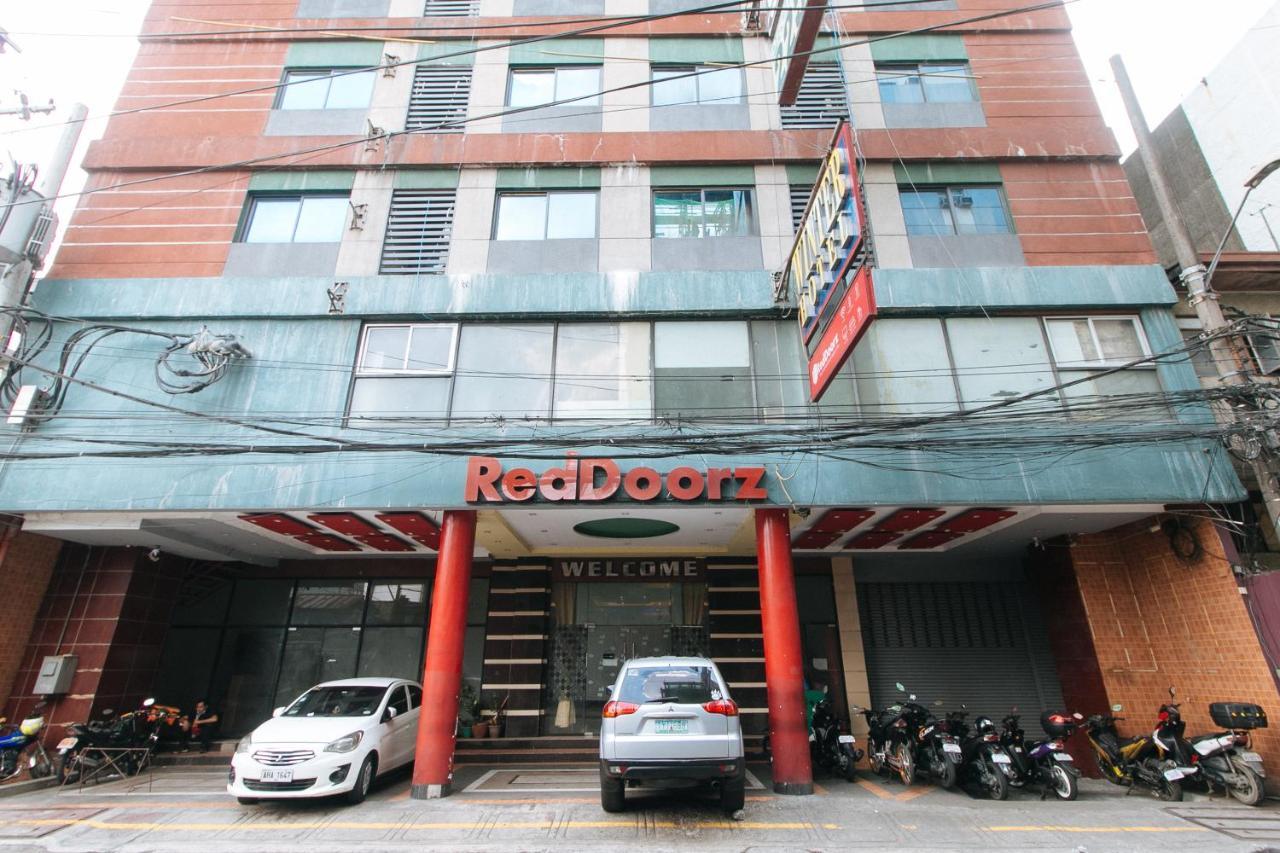 Reddoorz At Winter Hotel Araneta Quezon City Ngoại thất bức ảnh