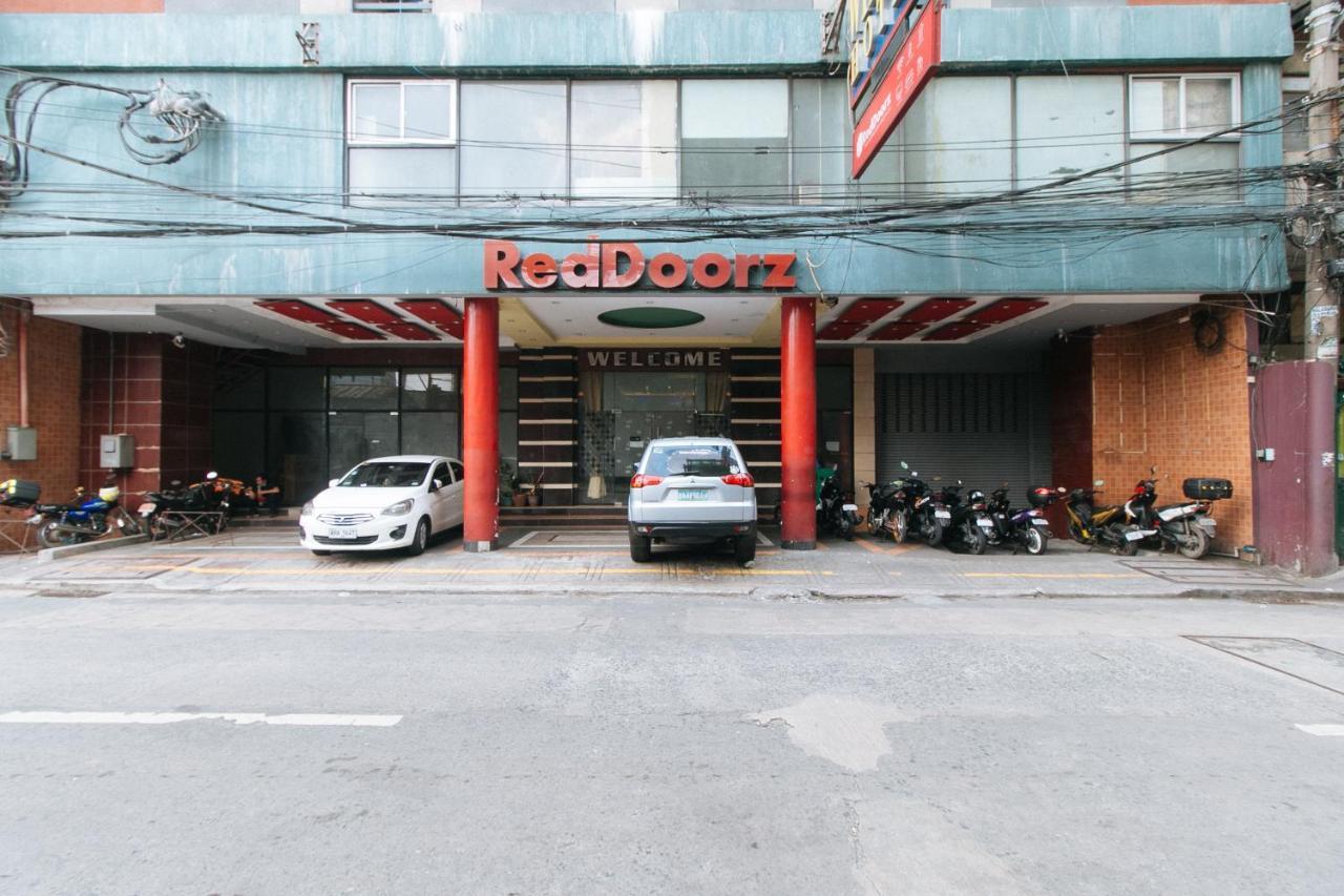Reddoorz At Winter Hotel Araneta Quezon City Ngoại thất bức ảnh