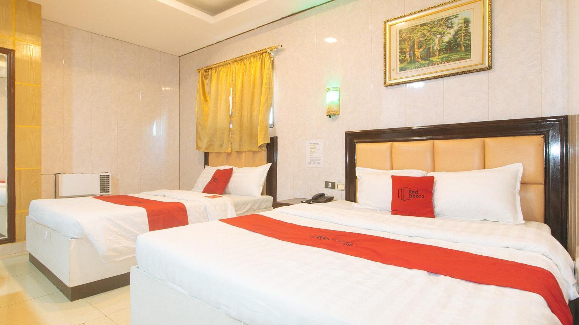 Reddoorz At Winter Hotel Araneta Quezon City Ngoại thất bức ảnh