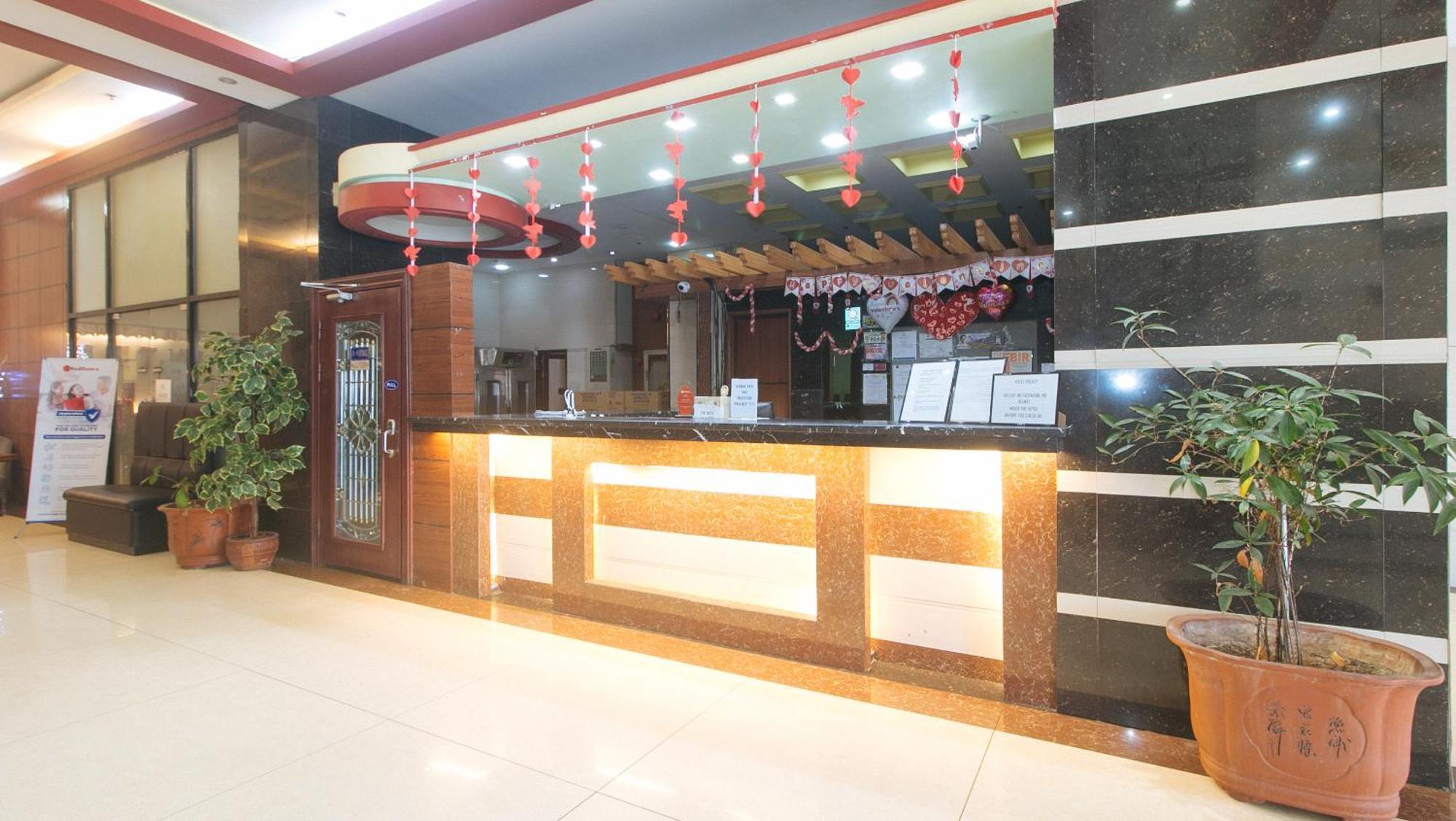 Reddoorz At Winter Hotel Araneta Quezon City Ngoại thất bức ảnh