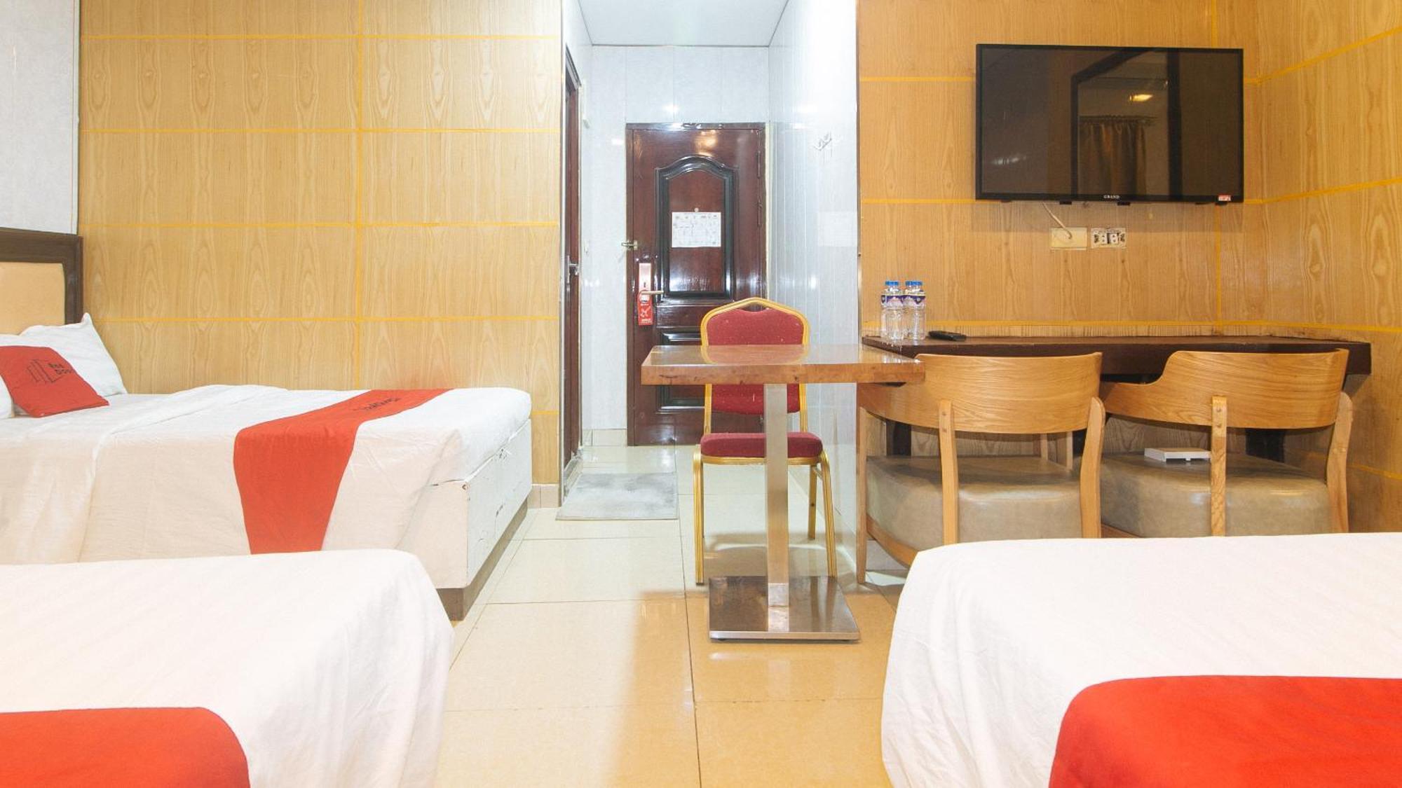 Reddoorz At Winter Hotel Araneta Quezon City Ngoại thất bức ảnh