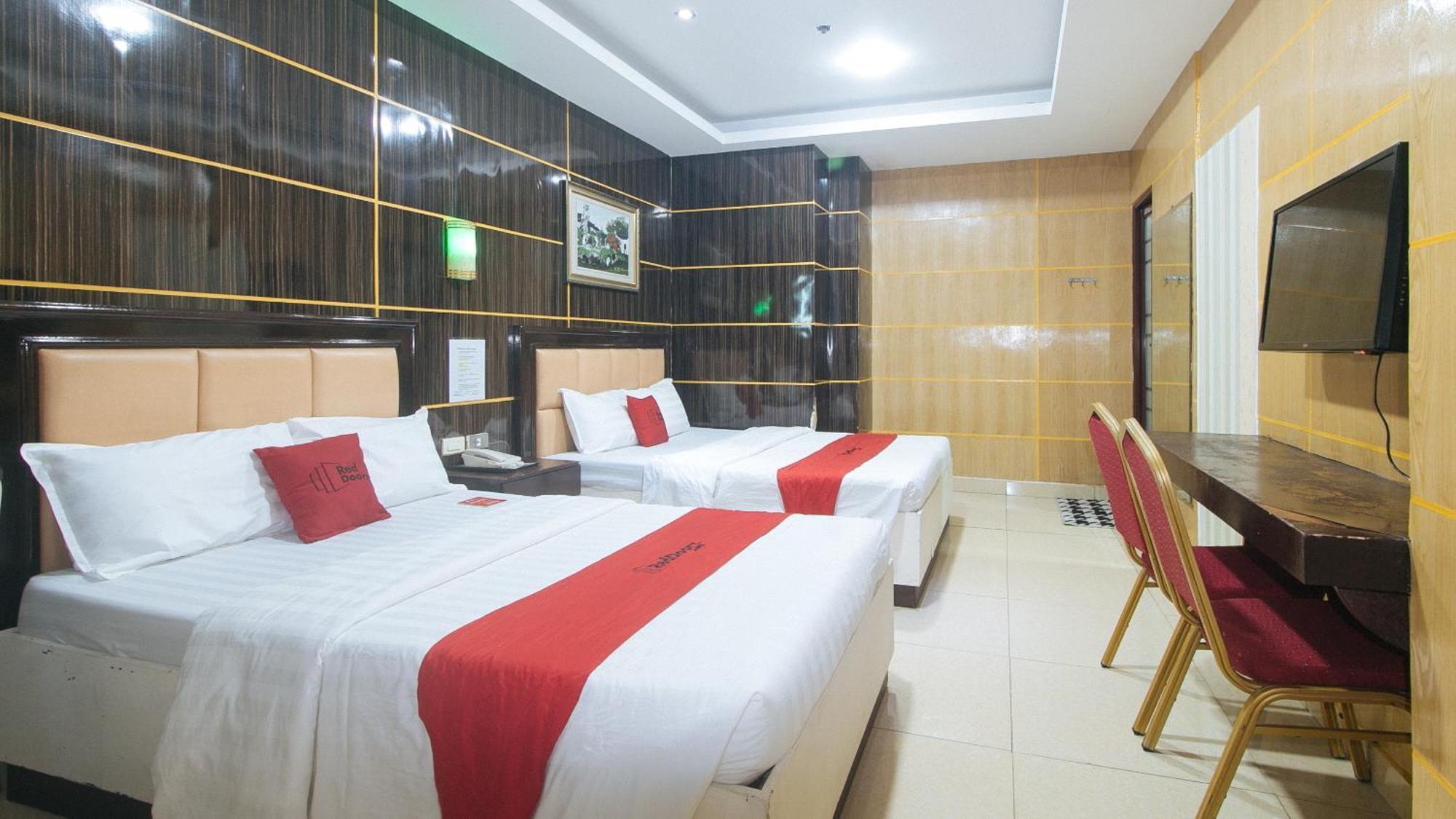 Reddoorz At Winter Hotel Araneta Quezon City Ngoại thất bức ảnh