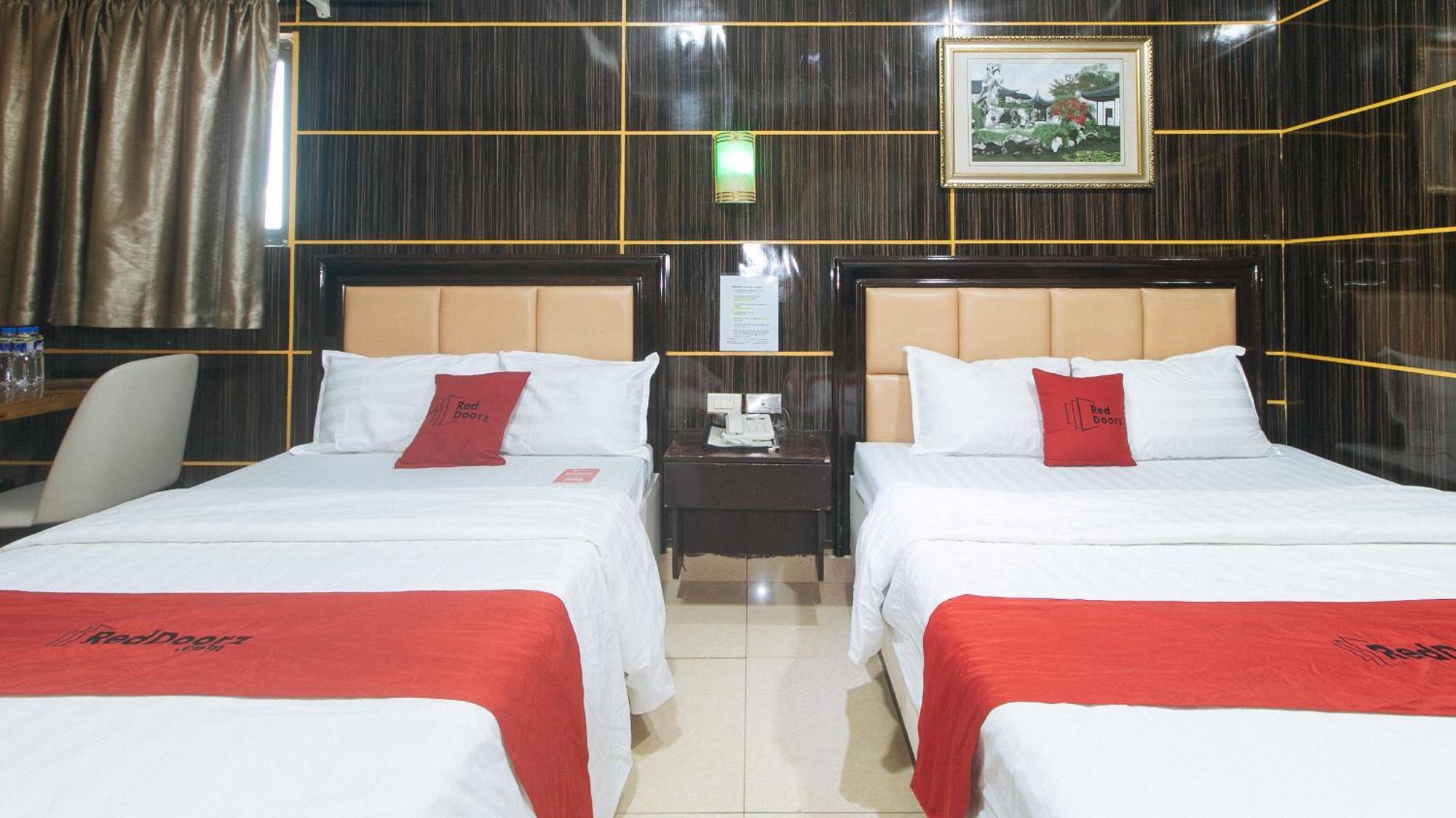 Reddoorz At Winter Hotel Araneta Quezon City Ngoại thất bức ảnh