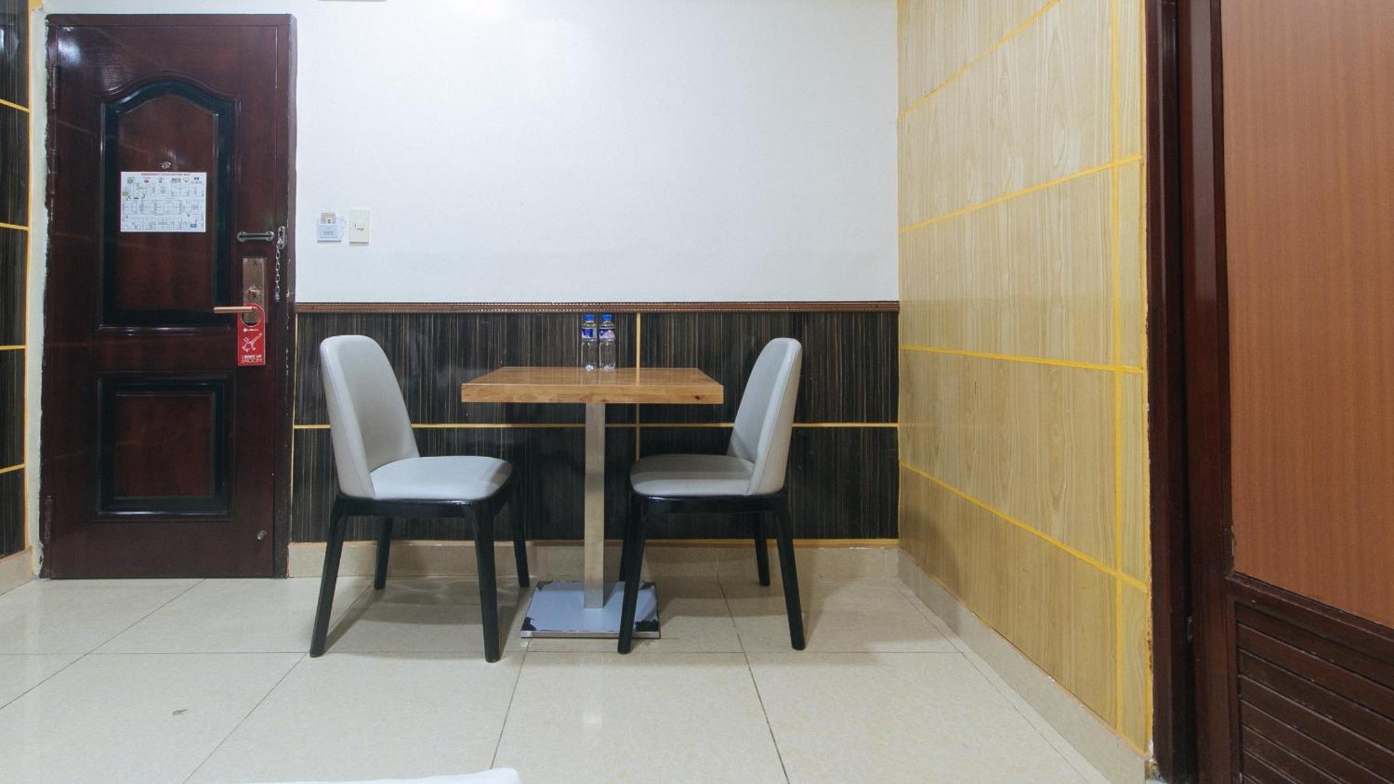 Reddoorz At Winter Hotel Araneta Quezon City Ngoại thất bức ảnh